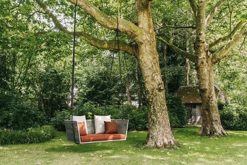Hotel furniture outdoor wicker hanging  swing chair