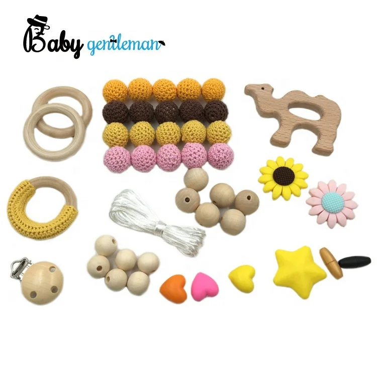 2023 Top sale baby wooden crochet teether rings with low price Z08158K