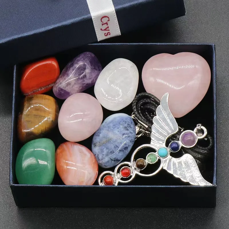 Wholesale Natural Crystal Gravel Reiki Healing Stone Box Set Charm 7 Chakra Stones Pendant Kit For Meditation