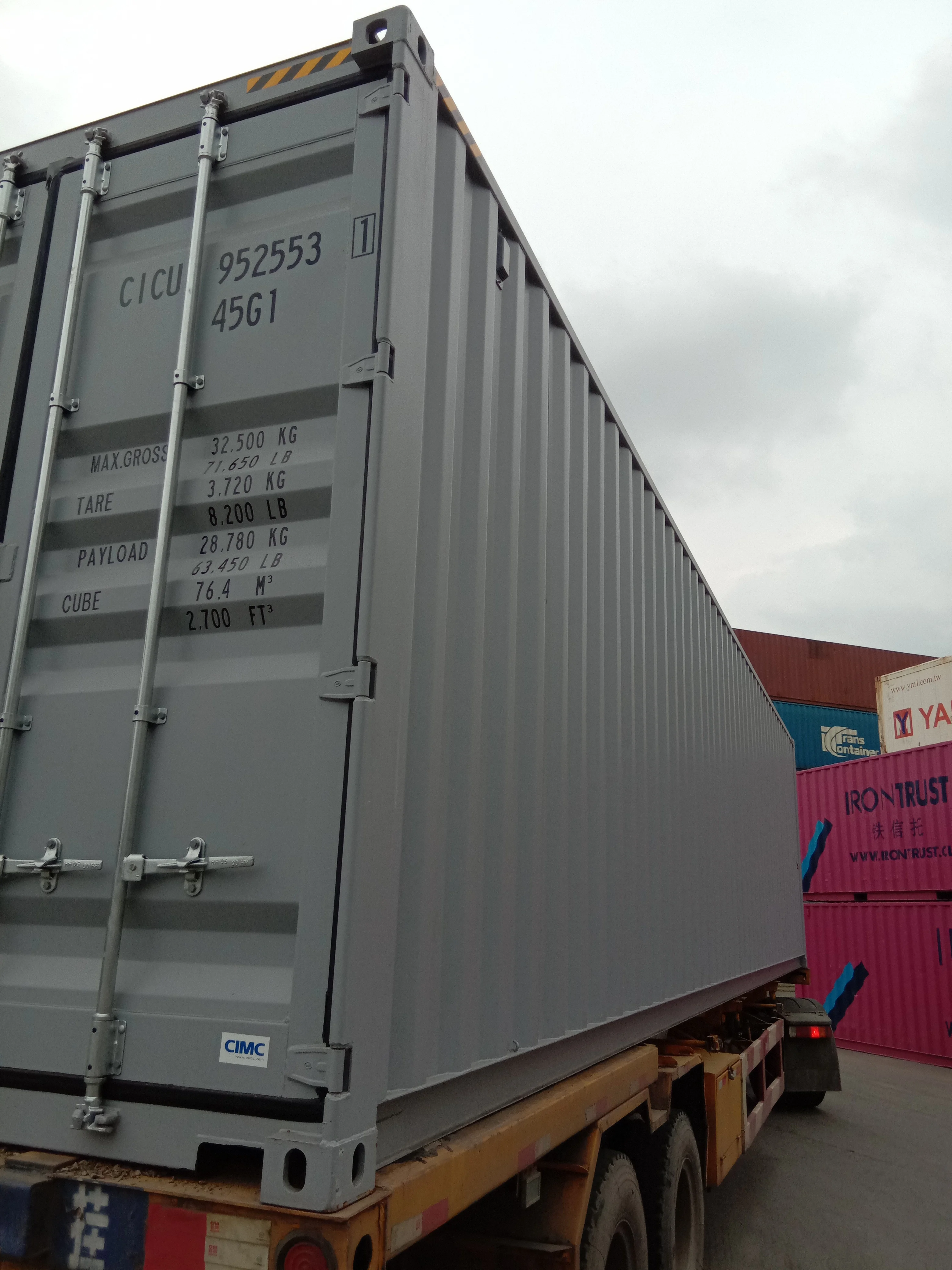 40ft new dry shipping container in Tianjin port(2)