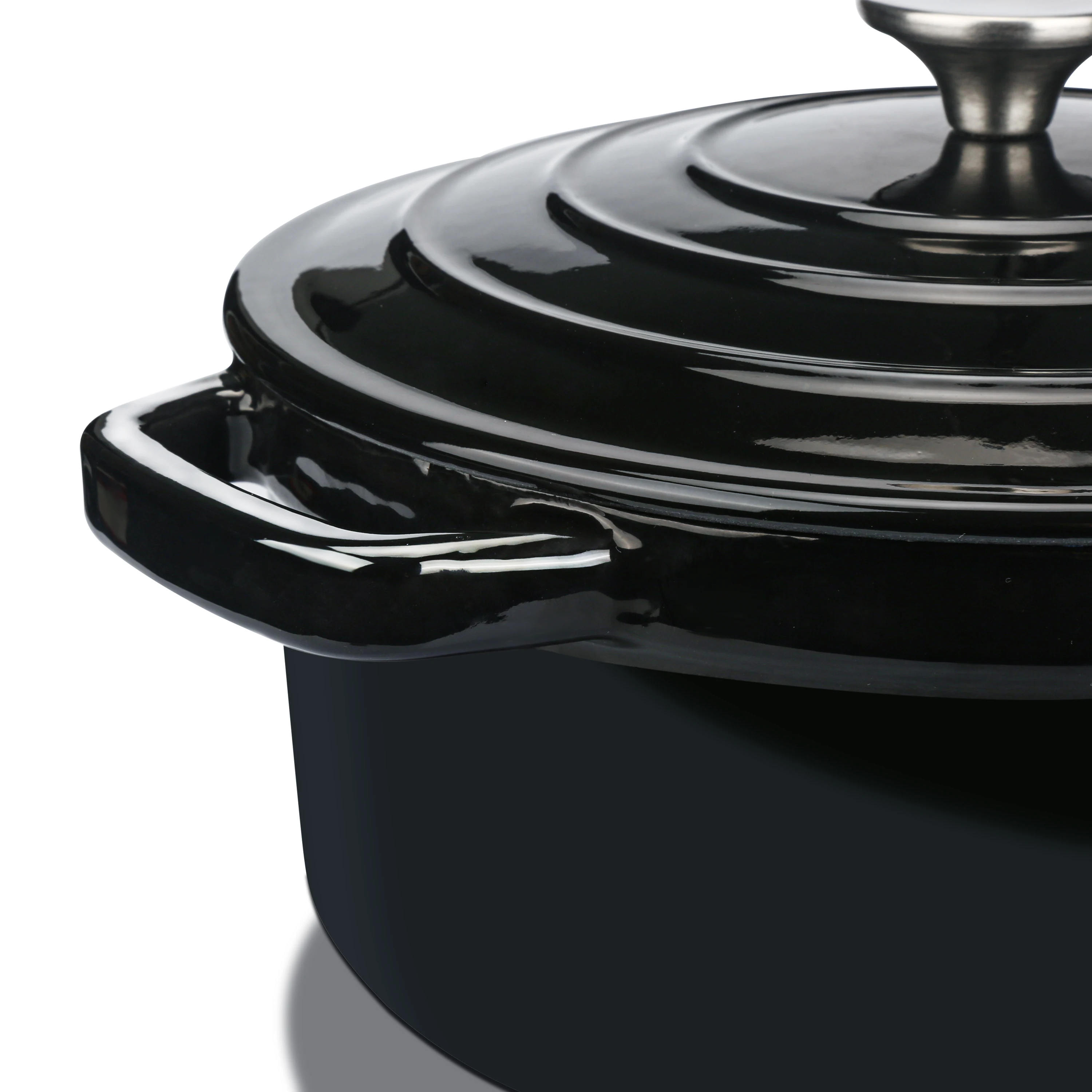Wholesale Round Shape  Customized Color Enameled Cast Iron Dutch Oven with Competitive Price