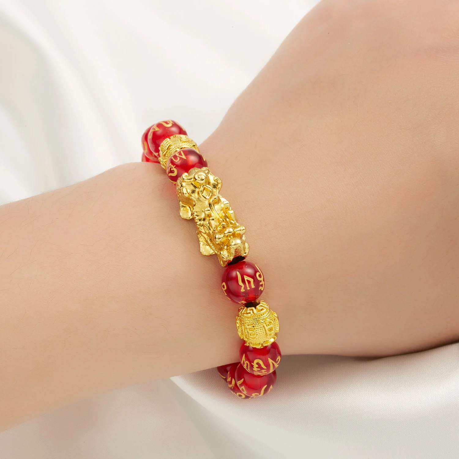 Fashion Golden Pixiu Six-character Mantra Buddhist Bead Bracelet Crystal Evil Lucky Pixiu Feng Shui Bracelet