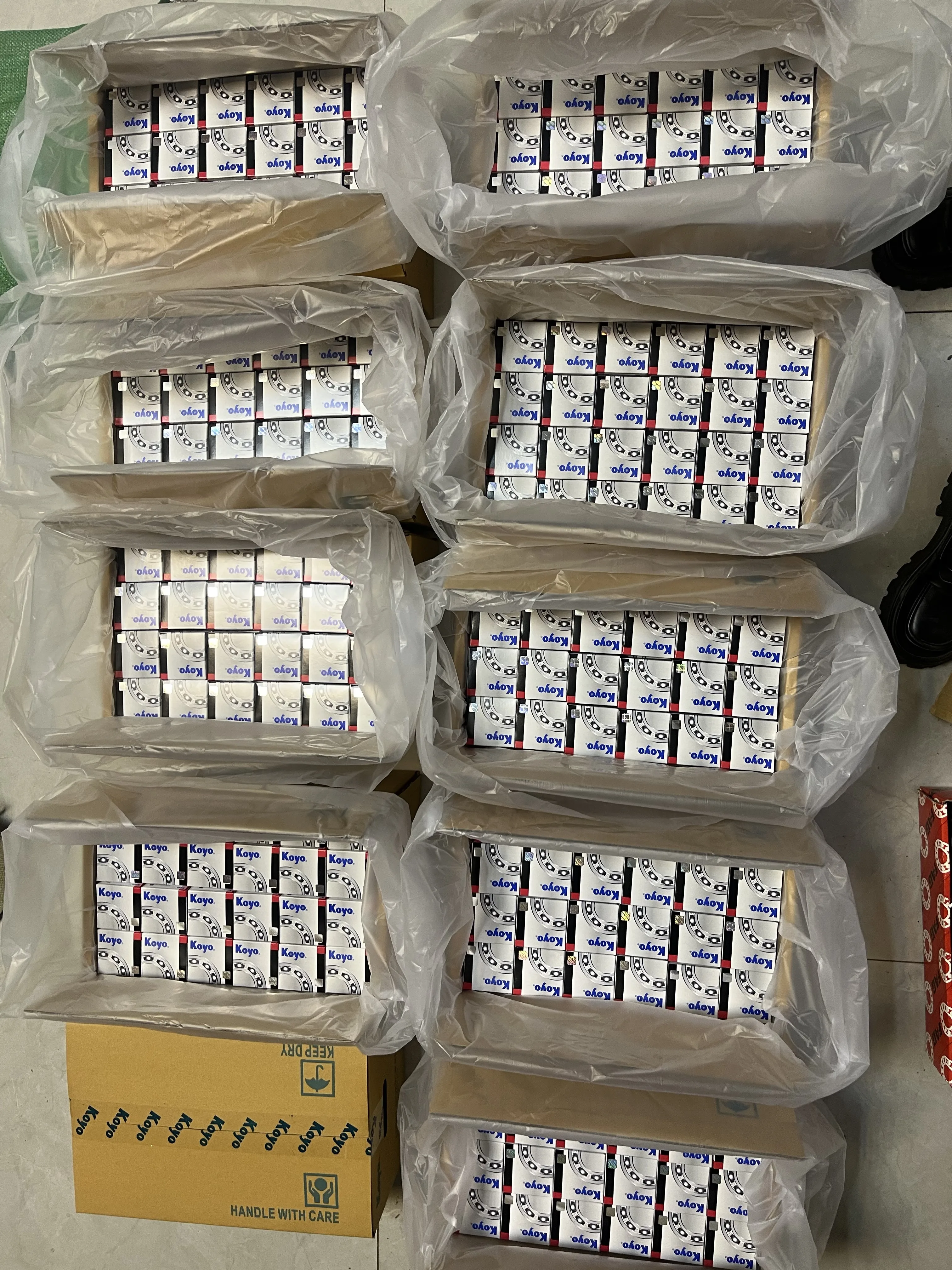 KOYO original deep groove ball bearing6206 ZZ 2RS Bearing superior quality  goods in stock