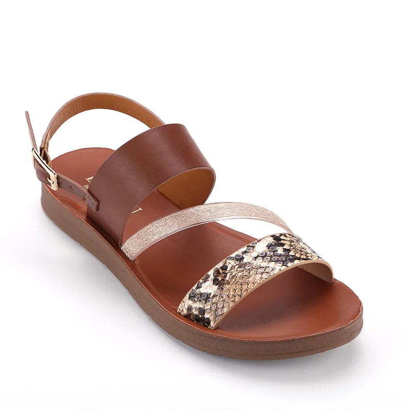 2022 Summer Hot Selling Buckle Strap simple girls sandals Flat Sandals For Women And Ladies