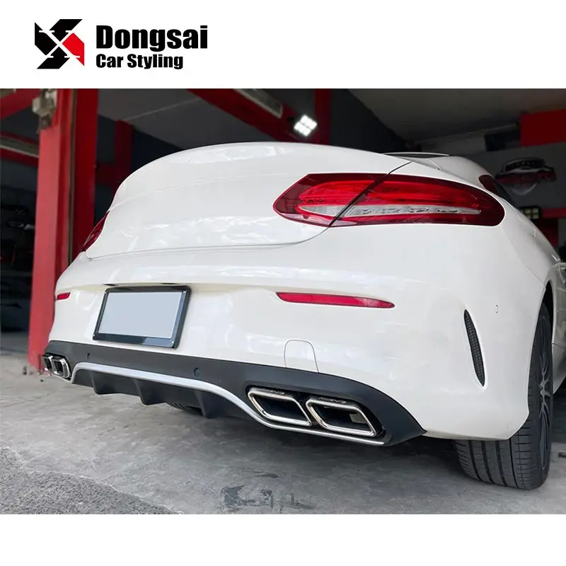 Car Body Kits Rear Bumper Lip Fins Spoiler Winglet Splitter Diffuser for Mercedes Benz C Class W205 C43 C63s Coupe