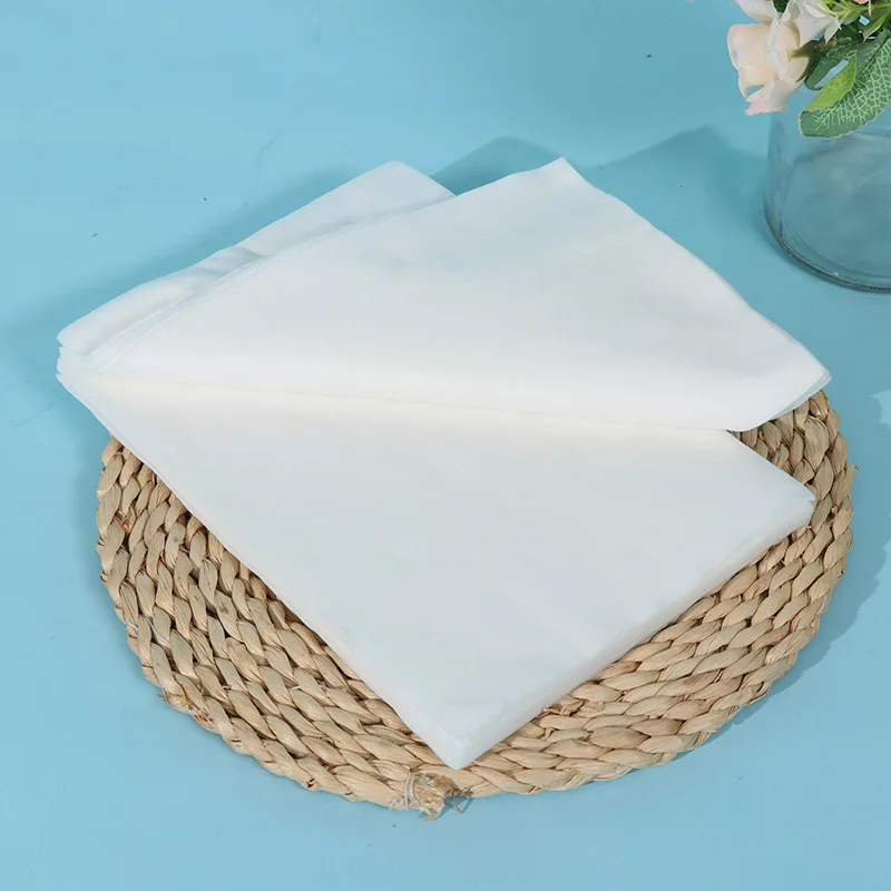 Custom Eco-Friendly Breathable Wet Wipes Biodegradable Water Spunlace Non-Woven Fabric Roll for Disposable Wipes Raw Materials