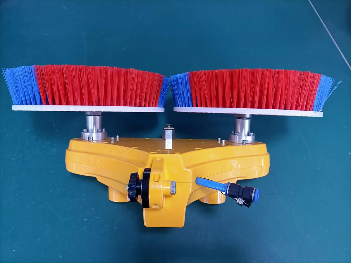 Multifit High Quality Renewable Energy Electric Cleaning Brush Roller rotary brush for solar panel cleaning kit