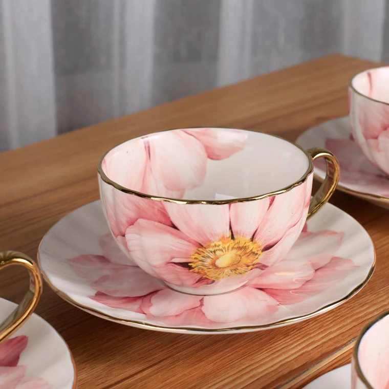 Russian 200ml modern pink printed large tea cup and saucer sets bone china royal albert floral tea cup set with gold rimmed