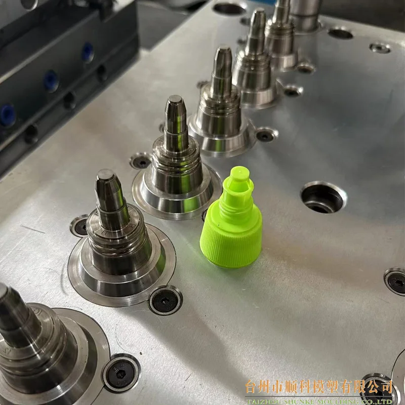 Twist cap mould plastic push pull cap mold honey cap mould