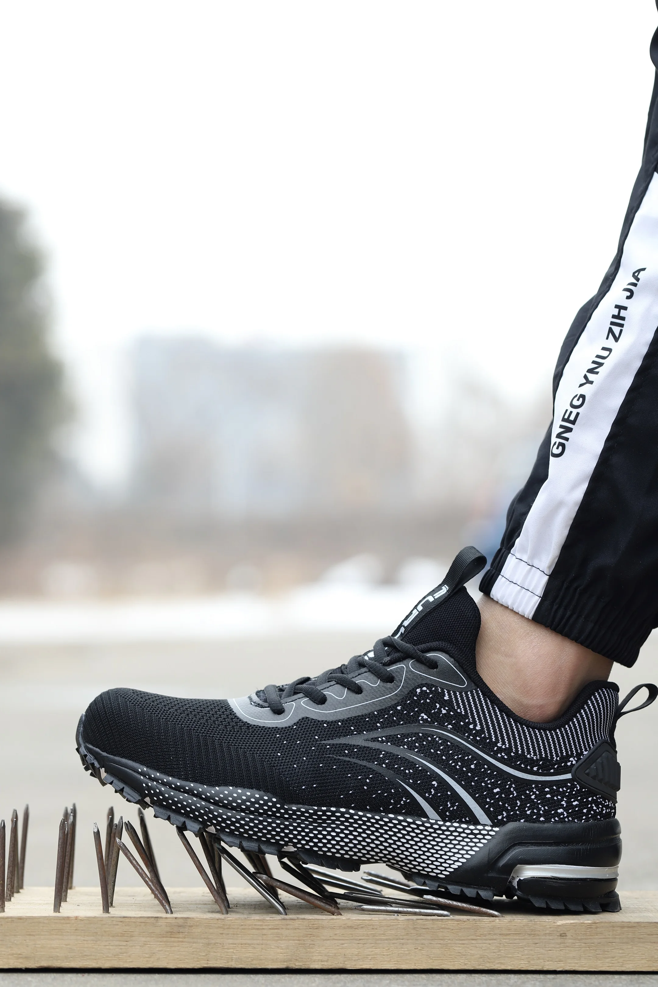 JIANKUN CE+ASTM Fashion new safety shoes breathable flying woven wear-resistant EVA+TPR soles  work steel toe safety shoes