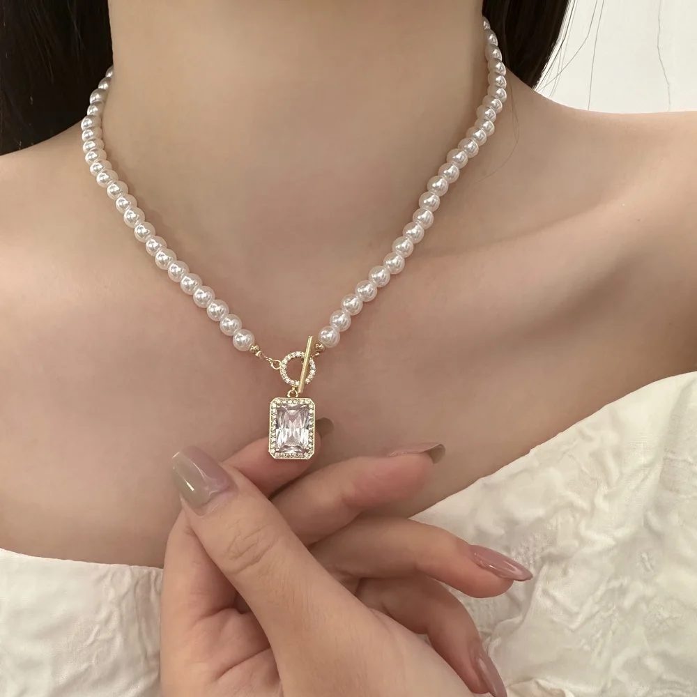 Geometric Choker Rhinestone Pendent Necklace Elegant Modern Jewelry Square Zircon Pearl Bead Pendant Necklace For Women