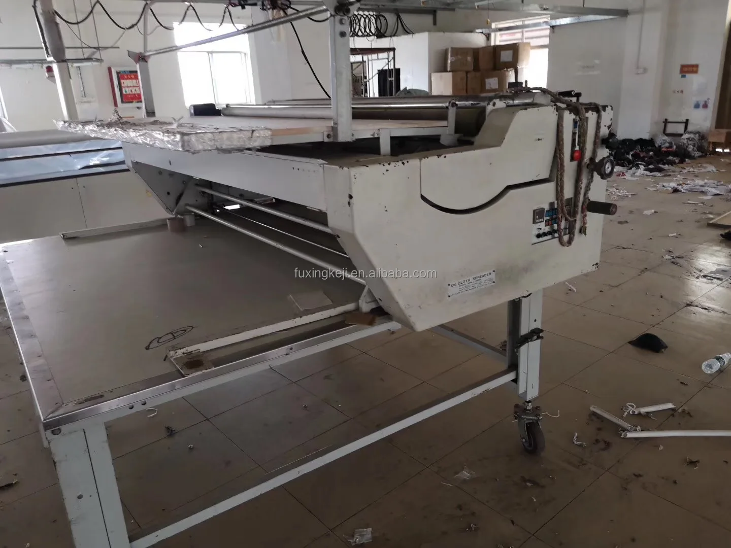 Japan brand Automatic Cloth Spreader Fiber Garment Spreading Machine Textil Machine Garment fabric spreading machine
