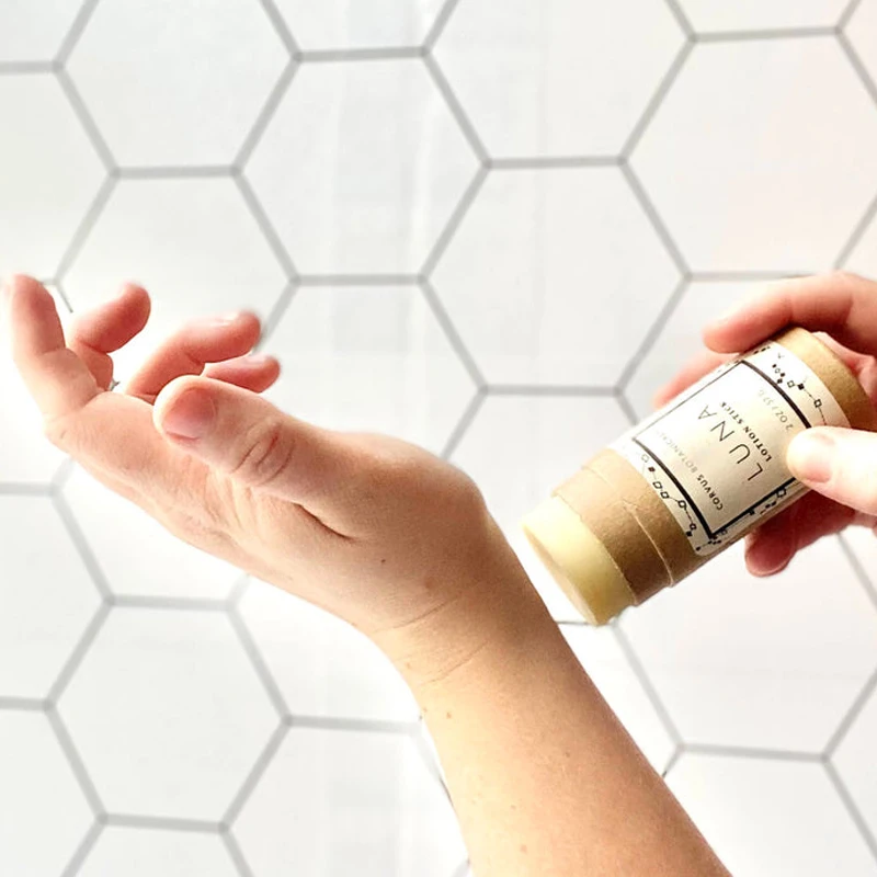 Eco Friendly Lip Balm Container Paper Tube Push Up Lipstick Lip Balm Tubes Cylinder Cardboard Packaging Box