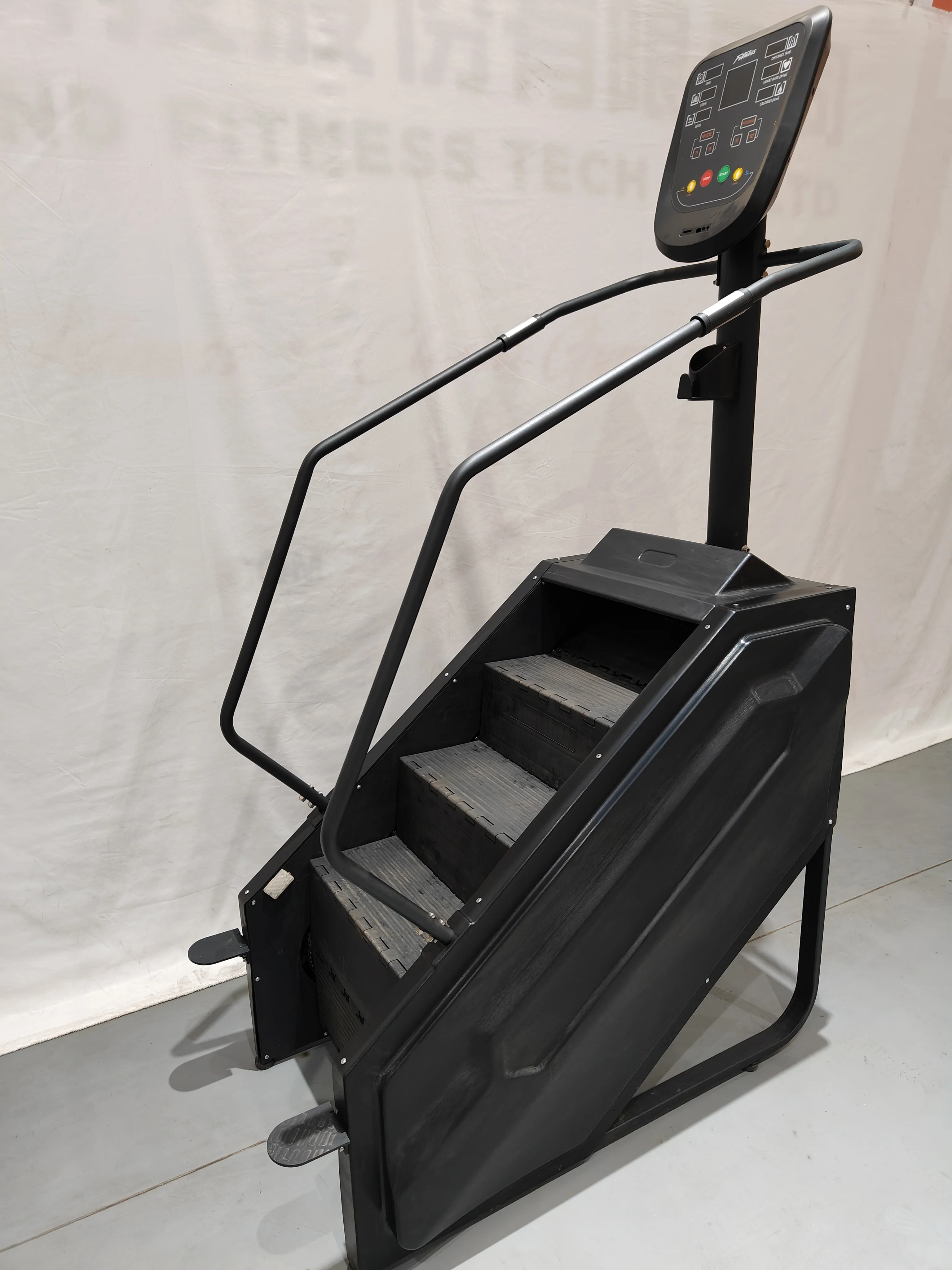 Factory Supplier Wholesale Fitness Gym Climbing Stepper Machine Stair Master