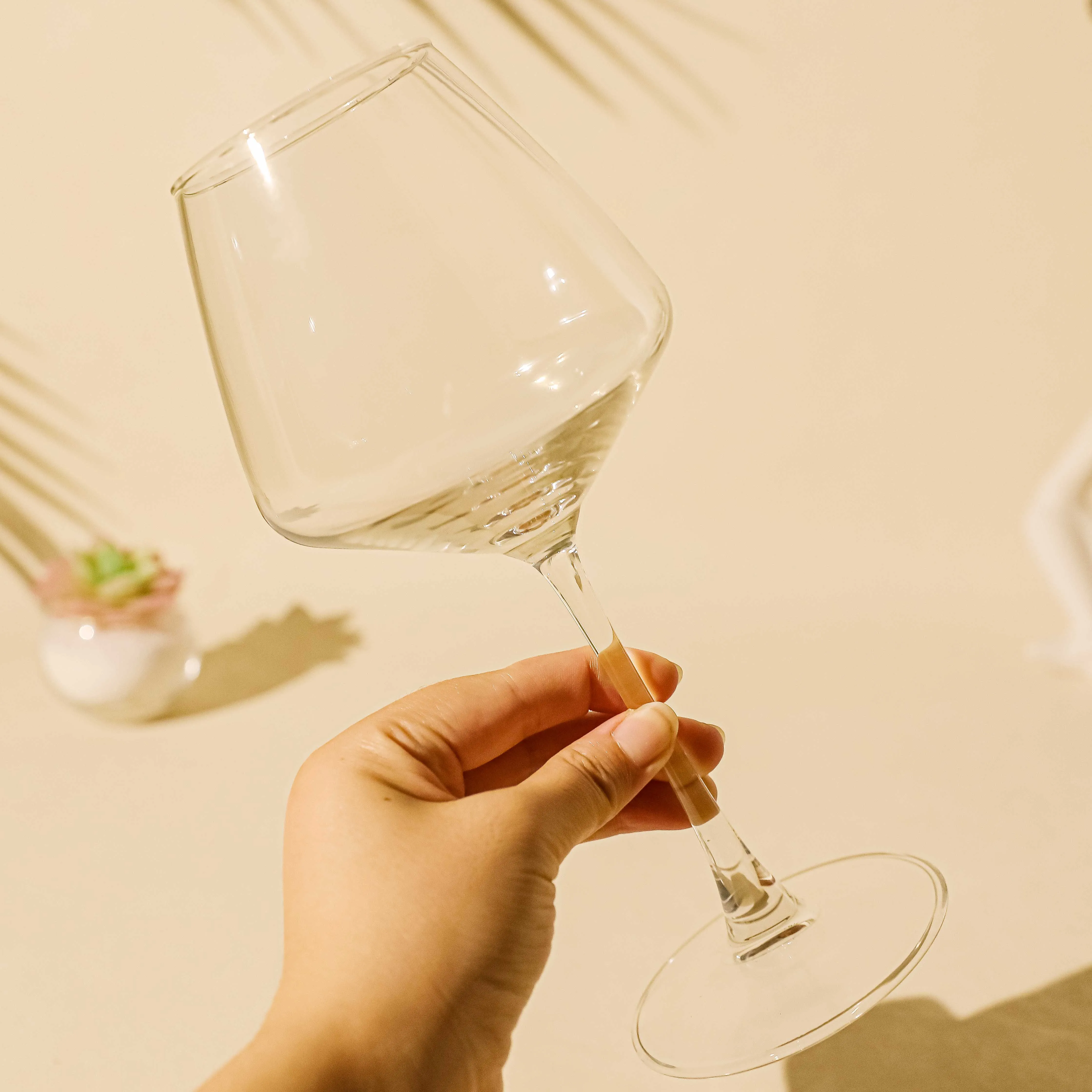High Quality Classic Elegant clear Crystal Goblet Wine Glass for Dinner or Family Restaurant bar Use