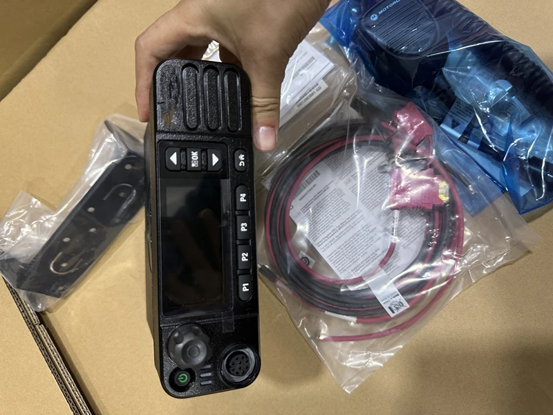 Original DMR DM4600e VHF Vehicle Radio Transceiver Base Station 45w UHF Walkie Talkie 50km Walkie Talkie DM4601e