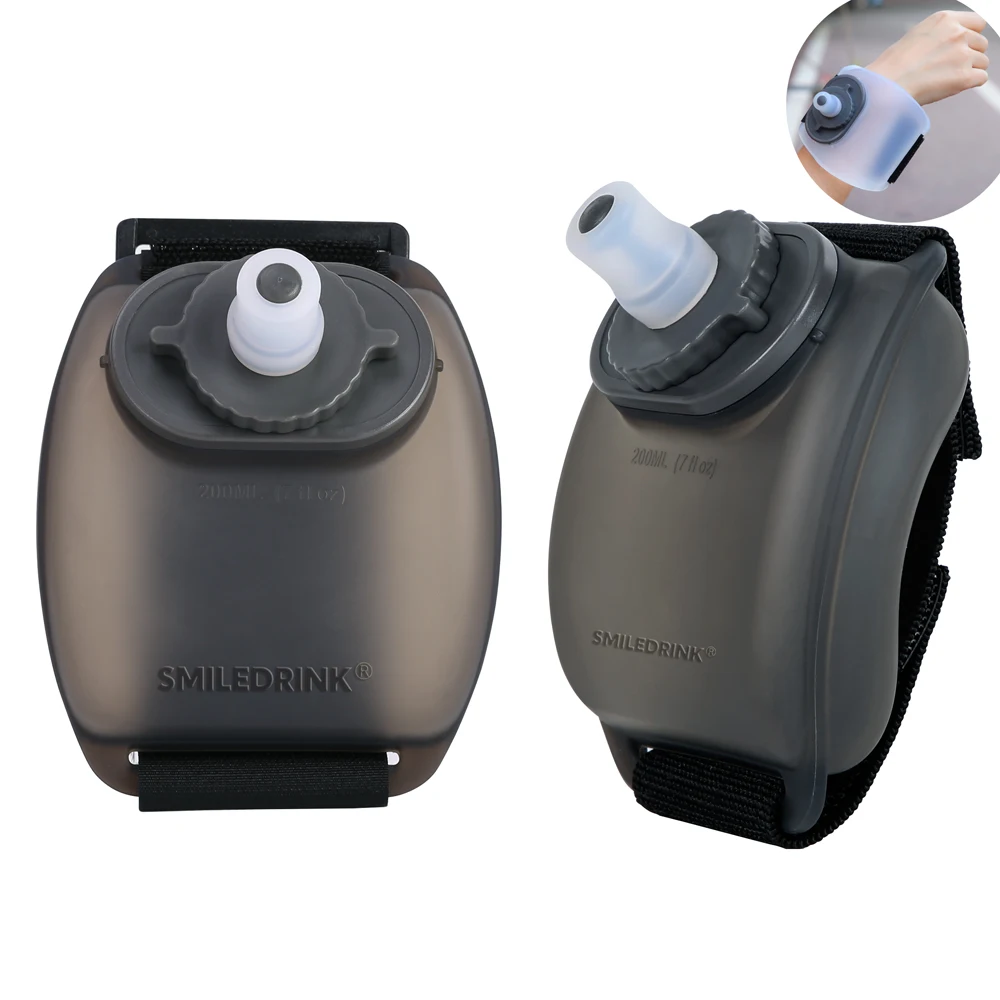 Free Sample 200ml Bpa Free Running Walking Foldable Hand Wrist Drink Bottle Collapsible Sport Silicone Water Bottle