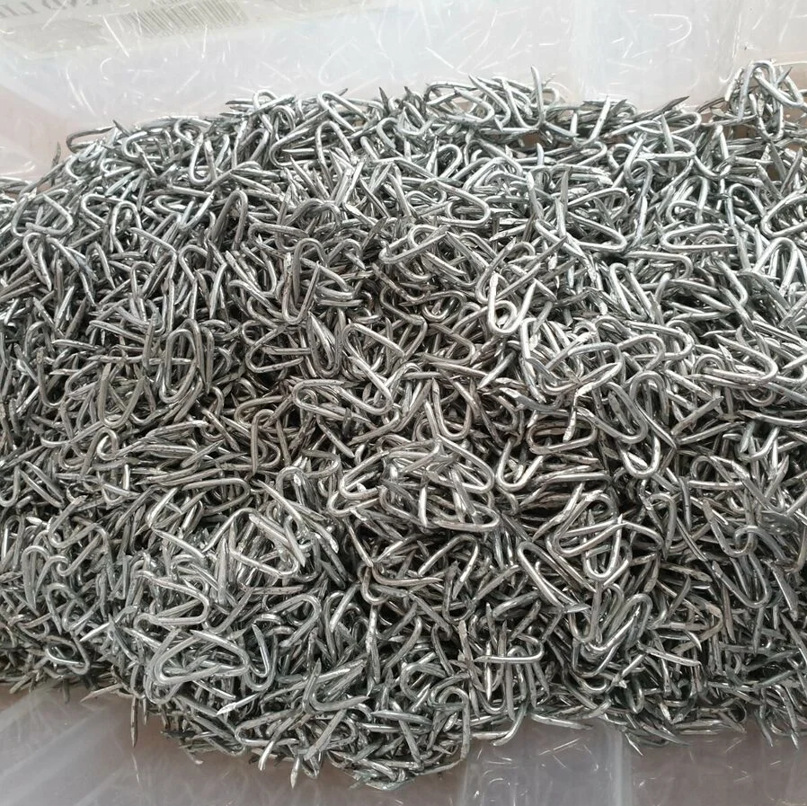 Fencing staples  U Type Nails smooth or barbed shank for poultry farming equipment