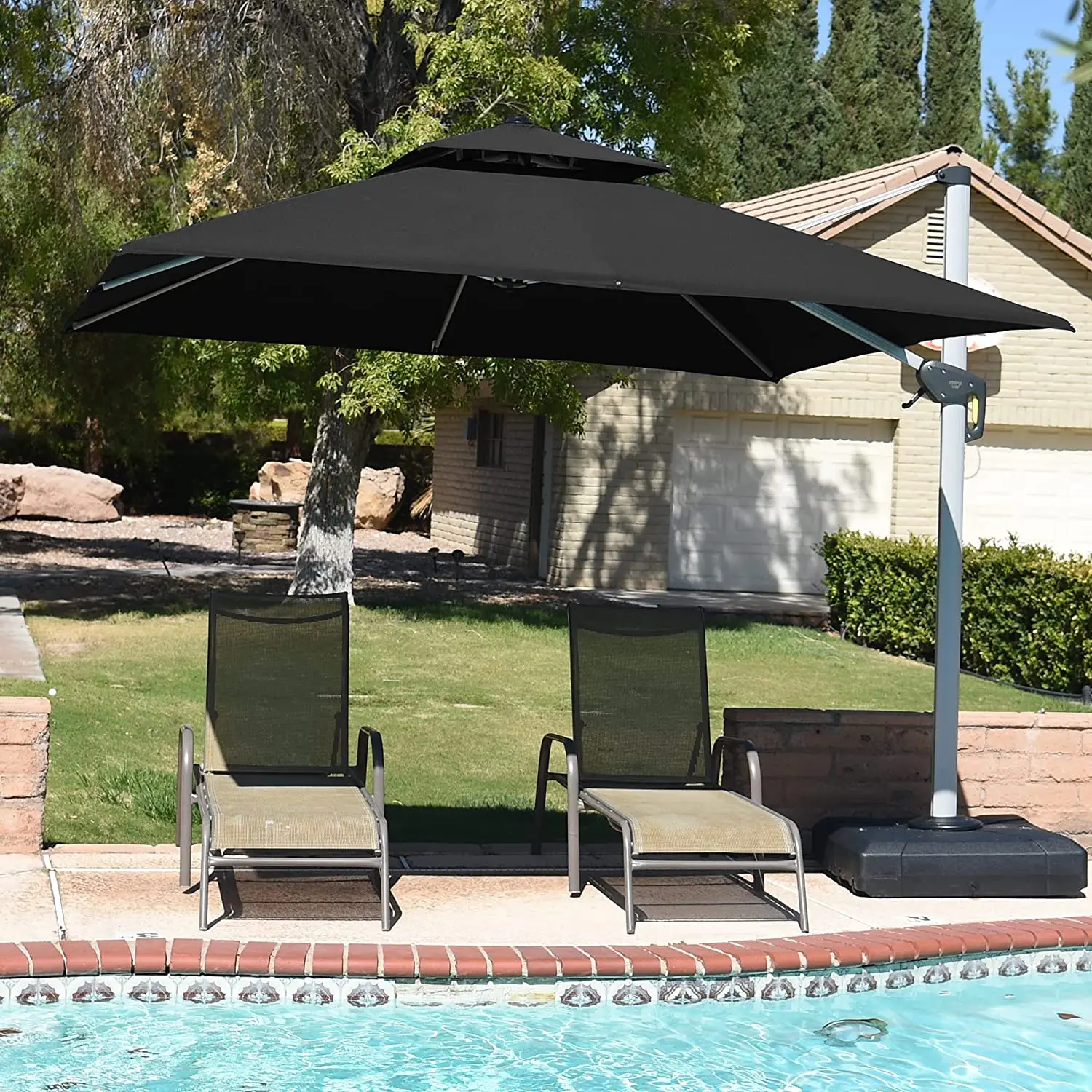 High Quality 3*3m Auto Royal Style Rotate 360 Design Garden Cantilever Sun Shade Outdoor Parasol Roman Umbrella