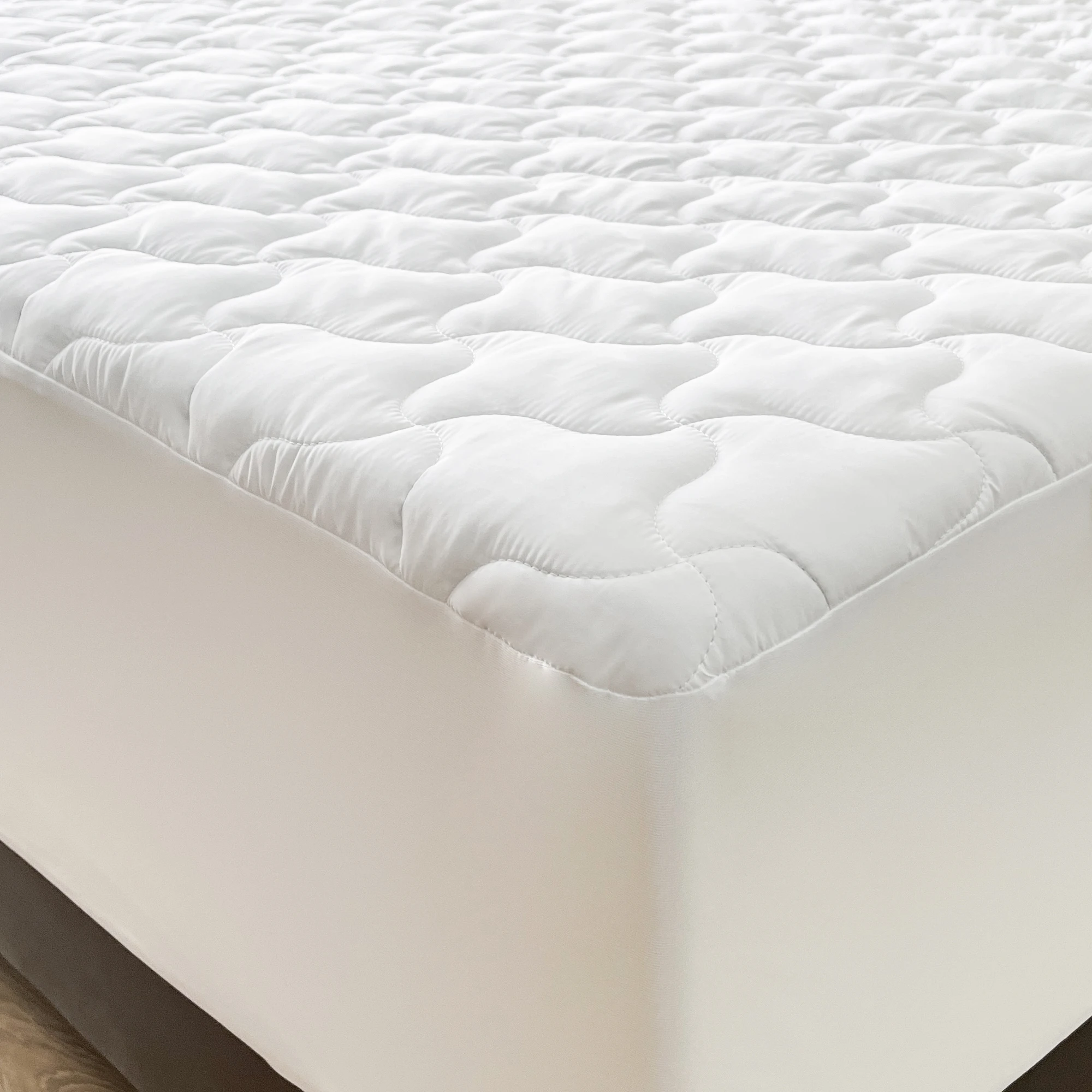 Custom quilted waterproof mattress protector pads fitted grid soft 4 inch 10 cm thick hotel chinese mattress cover topper