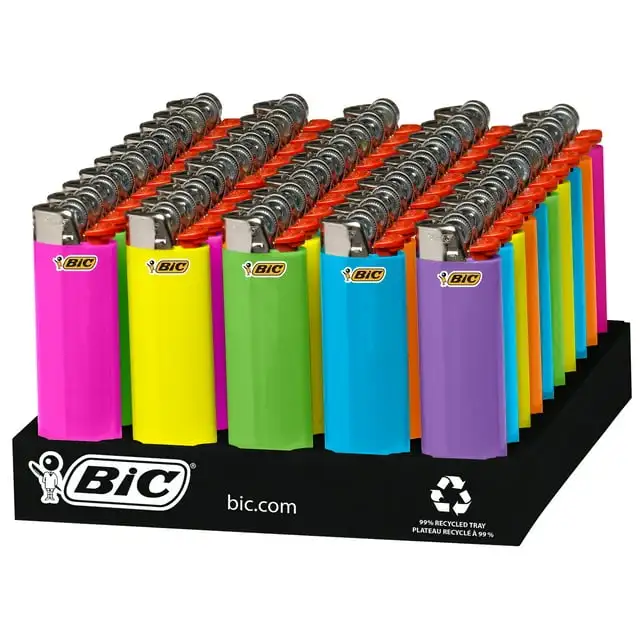 BIC Maxi Pocket Lighter, специальная модная коллекция, различные уникальные легкие дизайны, поднос зажигалок 50 штук