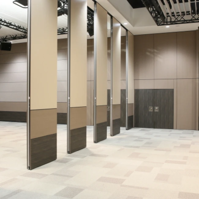 Noise Isolated sliding wall divider low price separation wall paired wheels mobile partition wall for stat hotel lobby