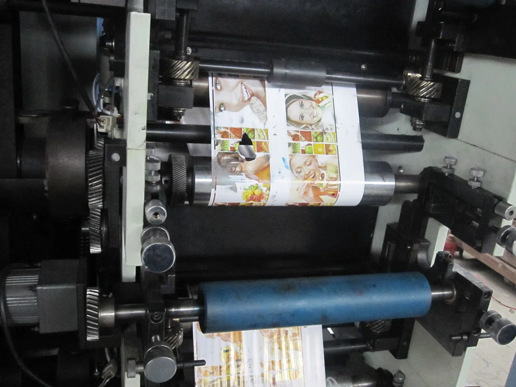 RY-320 1Color Printing speed 80-100m/min Flexo Printing Machine With Die-cutting