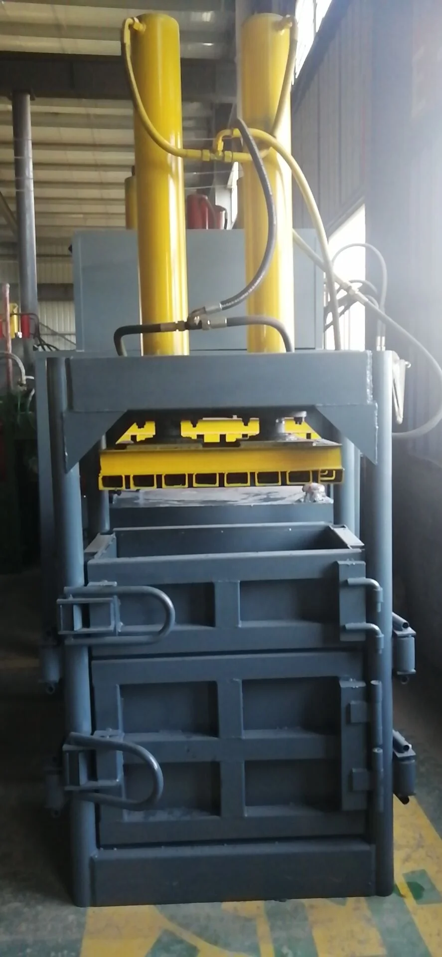 baling press straw, cotton, waste paper bagging machine with Reliable Quality hydraulic pressed baling machine
