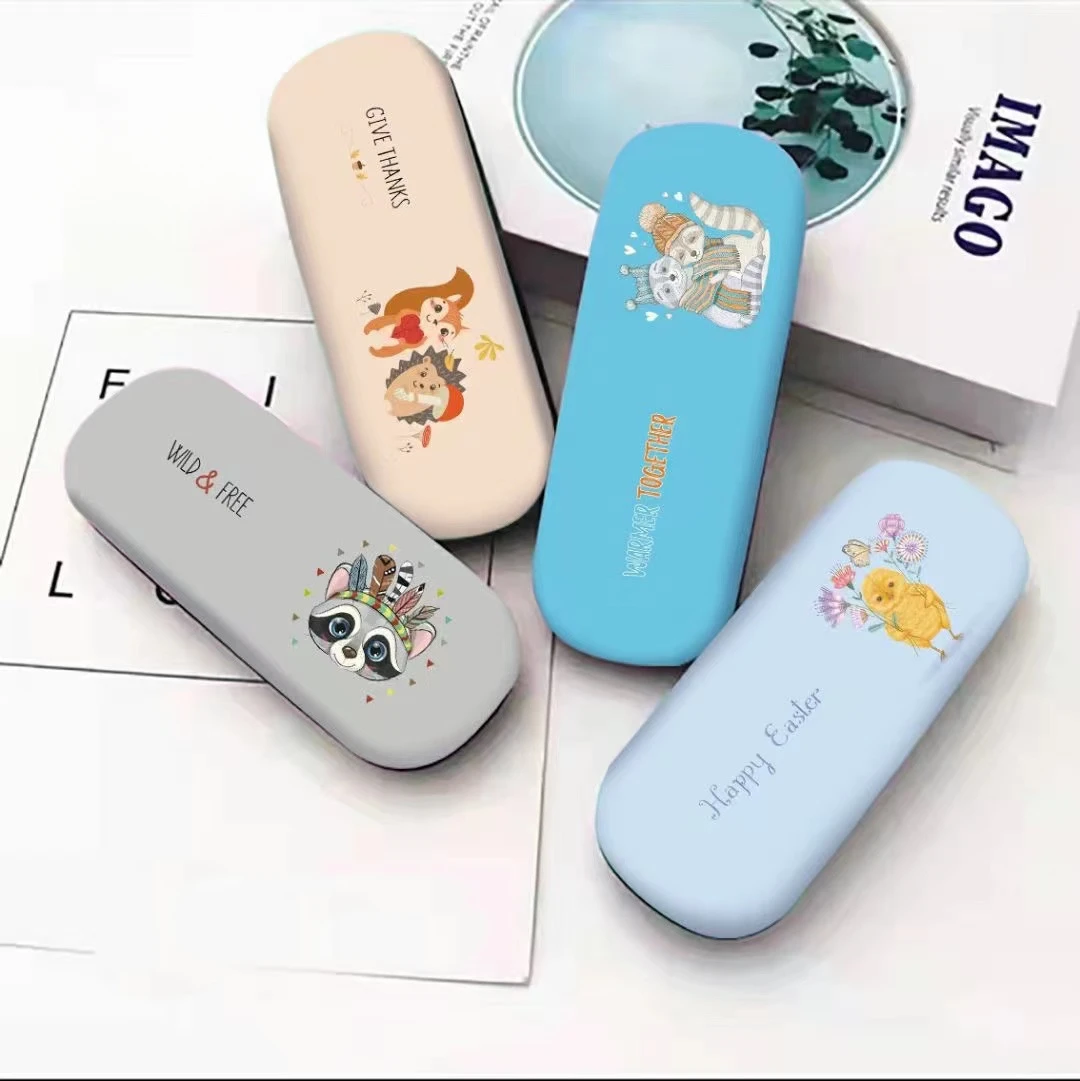New Cartoon Kids Sunglasses Hard Case Leather Eye Glasses Box Optical Case for  Eyewear Specatacle Package Wholesale Custom Logo