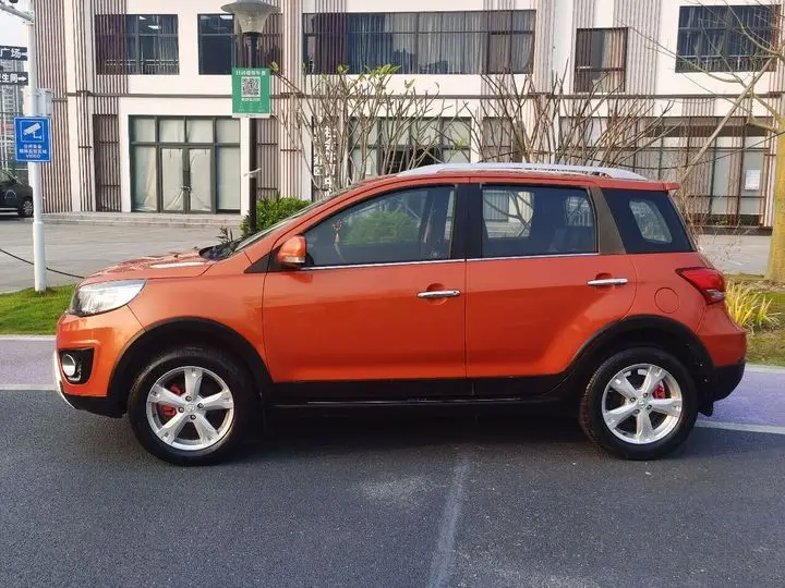 Дешевые подержанные автомобили для продажи GWM great wall M4 1.5mt 2013 2014 2015 из Китая магазин подержанных автомобилей