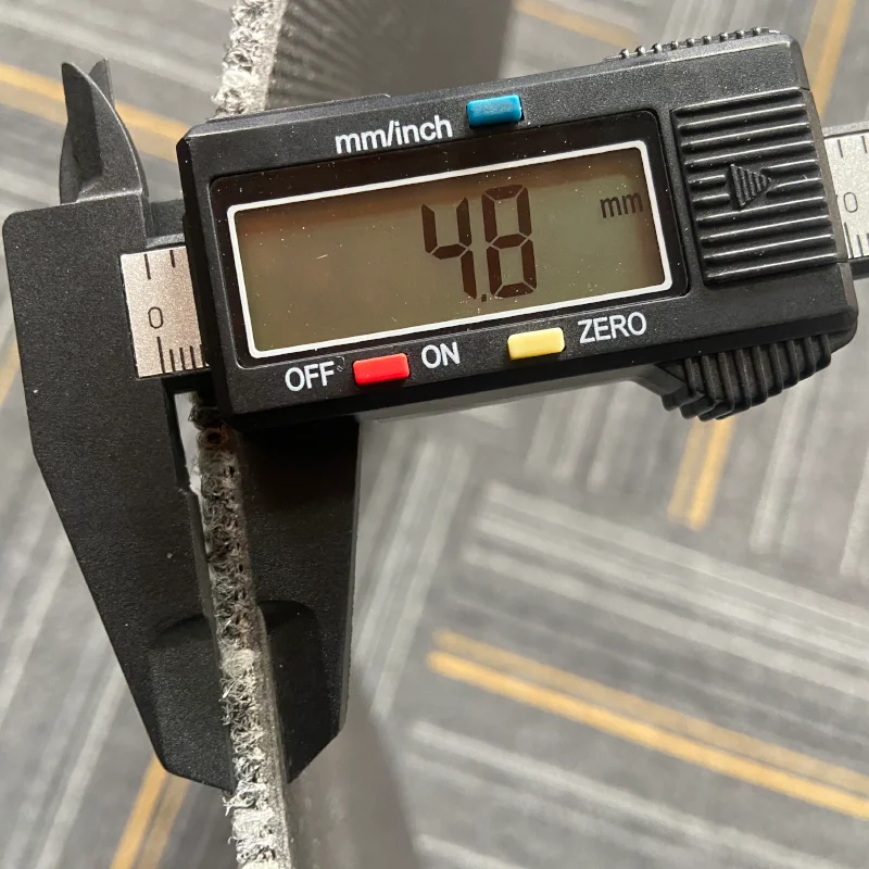 Fireproof non-slip carpet colorful plain square comfortable floor carpet office commercial polypropylene floor carpet tile