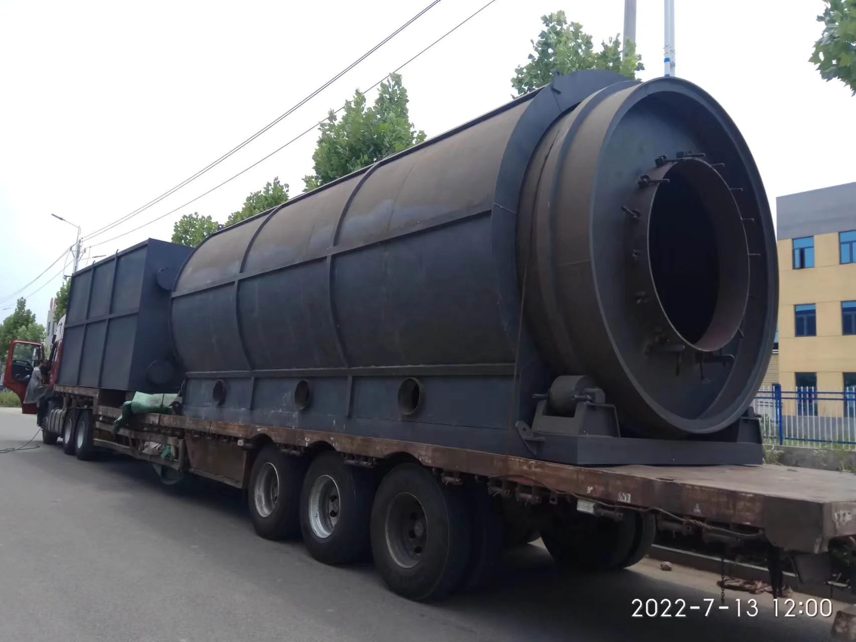 Turnkey project fully continuous tyre scrap  pyrolysis plant and recycling plastic to fuel oil machine for sale