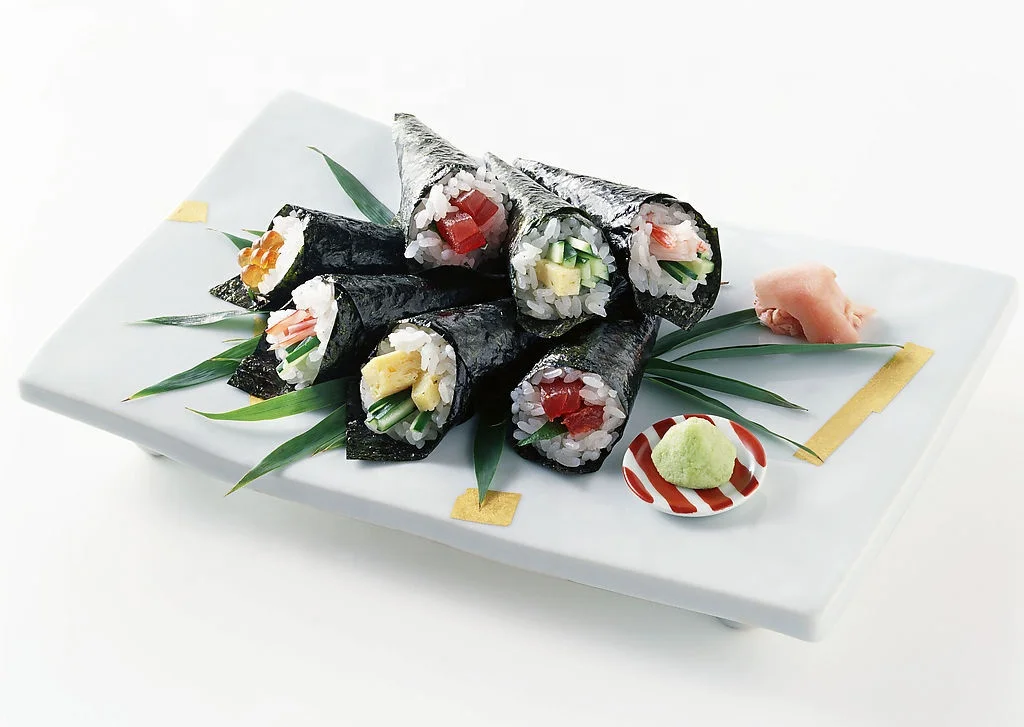 Seaweed roll original / sushi / super delicious seafood