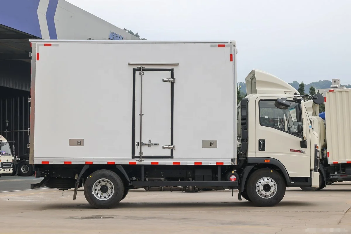 In stock supply Chinese brand 4*2 box enclosed refrigerated truck diesel Freezer trucks