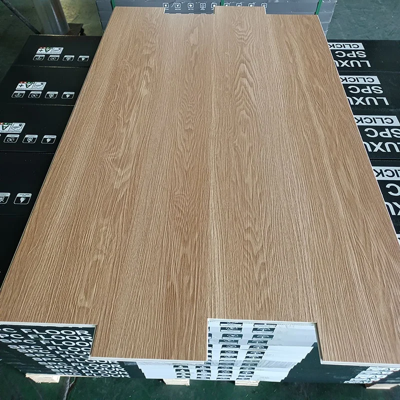 Waterproof SPC Flooring Click Lock Wear-resistant SPC Flooring with UV Coating Factory Direct Luxury Vinyl SPC Flooring