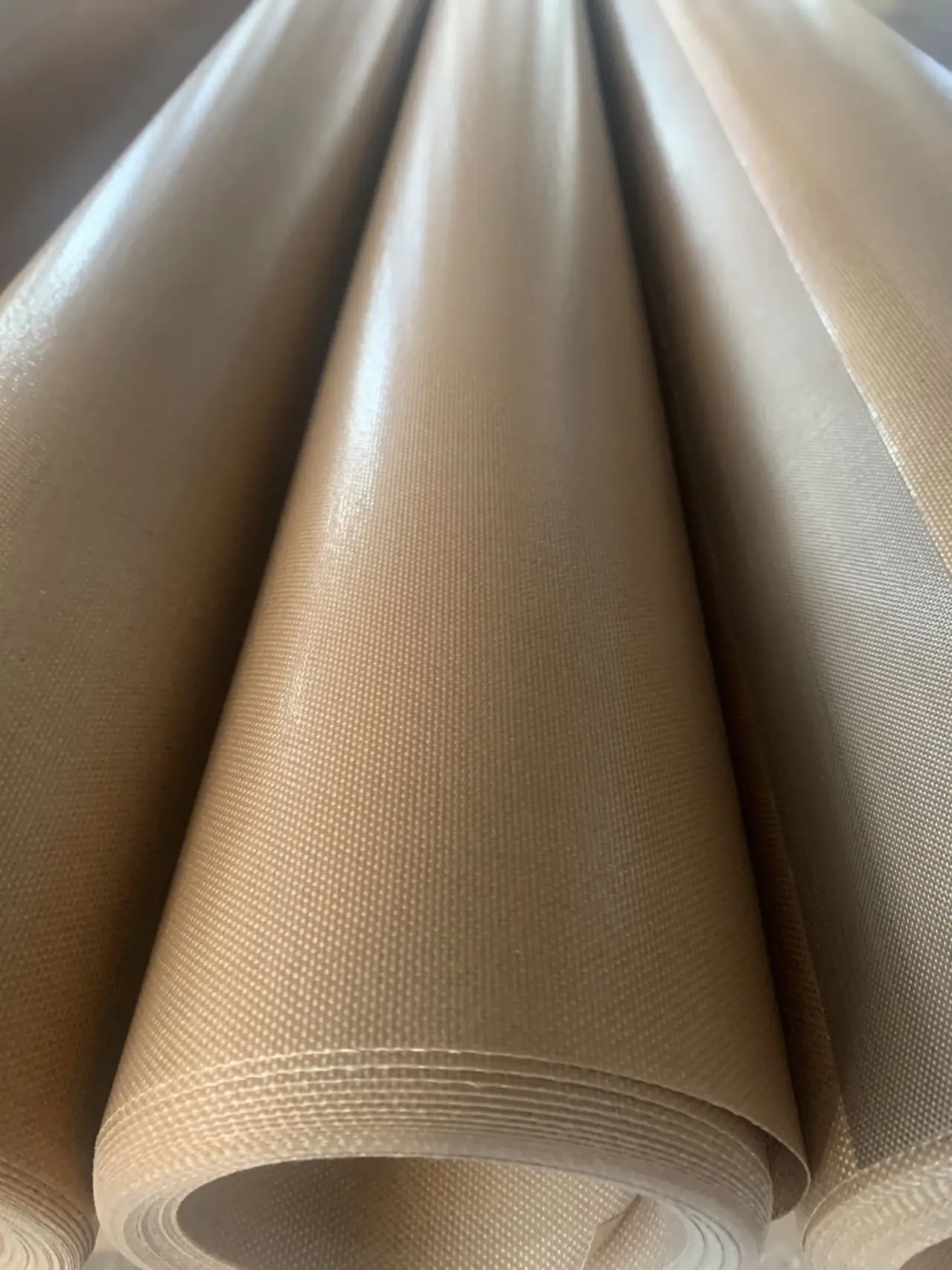 Heat Resistant PTFE Coated Cloth Woven E-glass Insulated Fiberglass Fabric