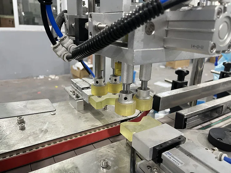 2 nozzle or 4 heads servo piston filling automatic honey 100-1000 ml double heads pneumatic filler