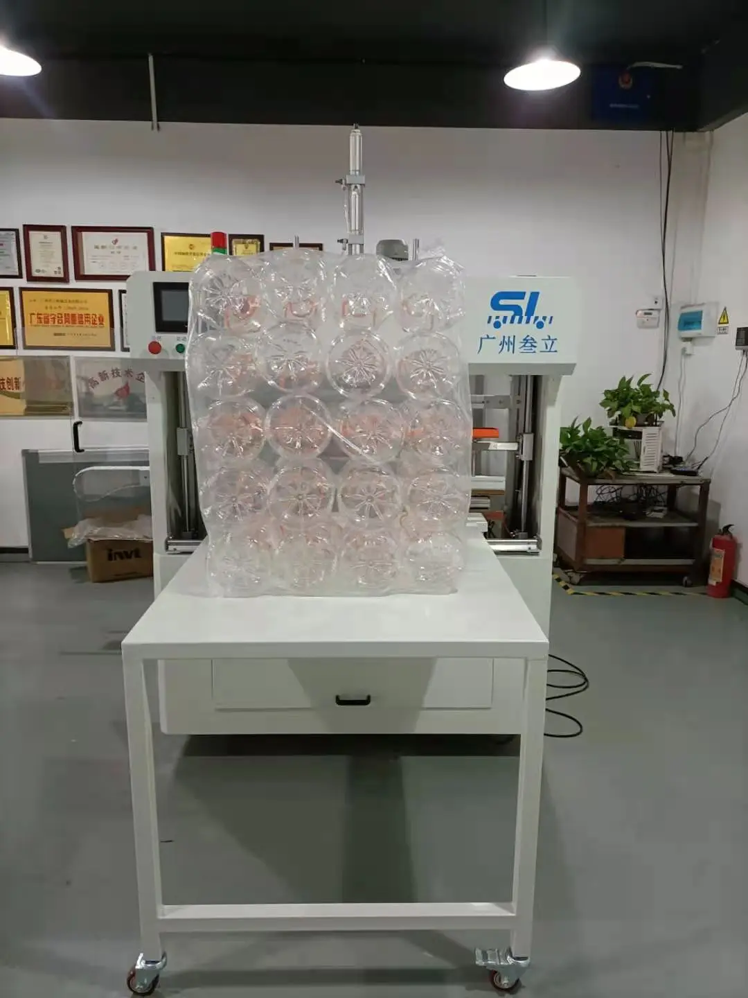 Strapping machine  per macheneri packing con sacchetto prefabricato PE Type/PP/PVC/PET