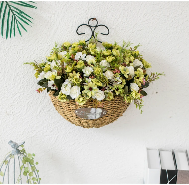 
Garden straw wicker artificial flower basket hanging on the living room 
