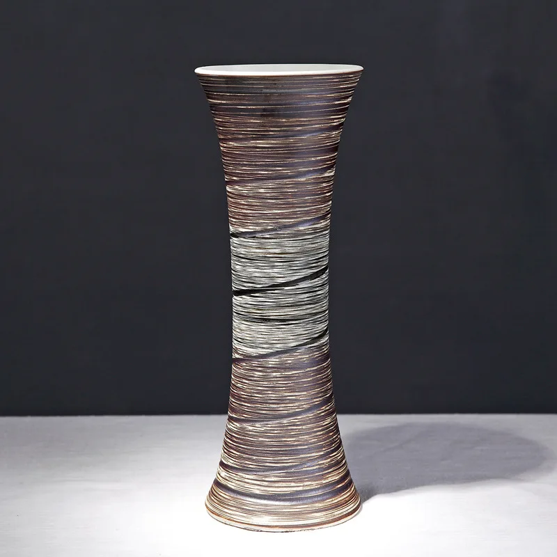 Jingdezhen Ceramic antique vase carving, old style flower arrangement, home decoration