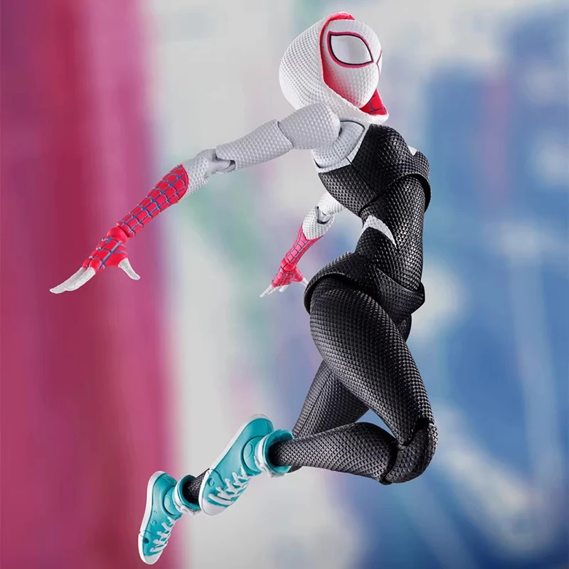 SHF через фигурку «Паук-Стэн»