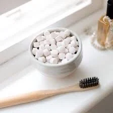 vanilla mint whitening tabs eco friendly zero waste glass jar fluoride free with nano hydroxyapatite toothpaste tablets