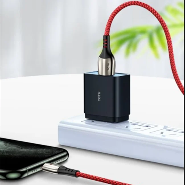 
TOTU BL-002 hot 1.2m 1.8m zinc alloy 3A data kabel for iPhone durable nylon braided USB cable with led light 