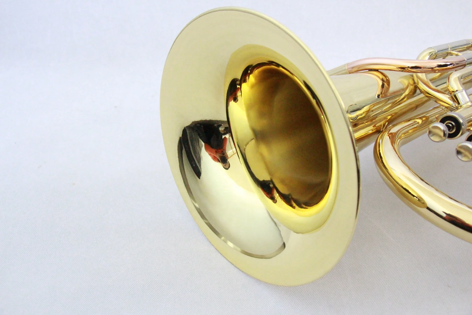 Euphonium prices affordable good quality euphonium horn gold lacquered Bb euphonium