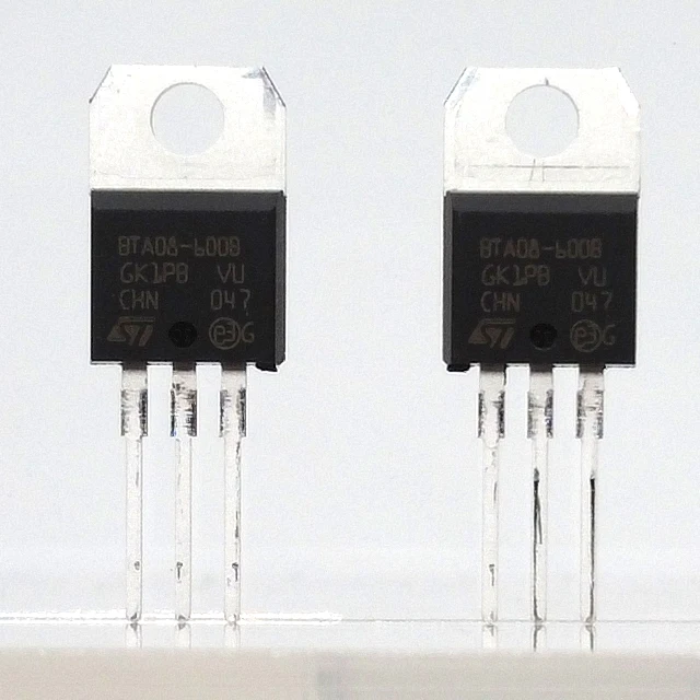 Новый и оригинальный в наличии симисторов 8,0 Ампер 600 вольт BTA08-600B
