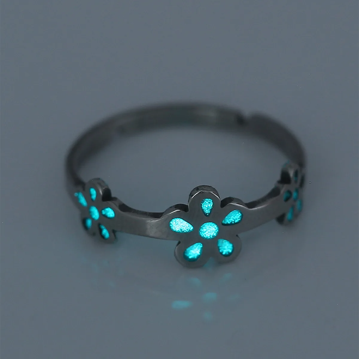 2024 New Halloween Jewelry Cute Ring Luminous Ring Fashion Geometric Stainless Steel Multiple styles Glow In The Dark Rings
