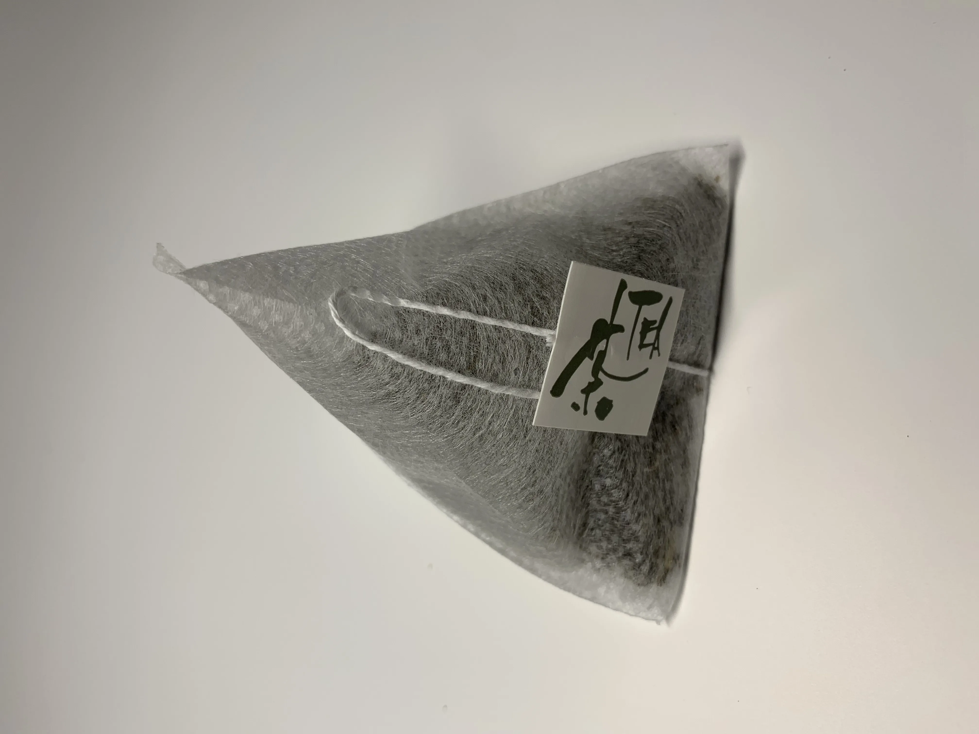 Custom biodegradable Nylon PA corn fiber packaging roll disposable empty pyramid herbal  filter bag