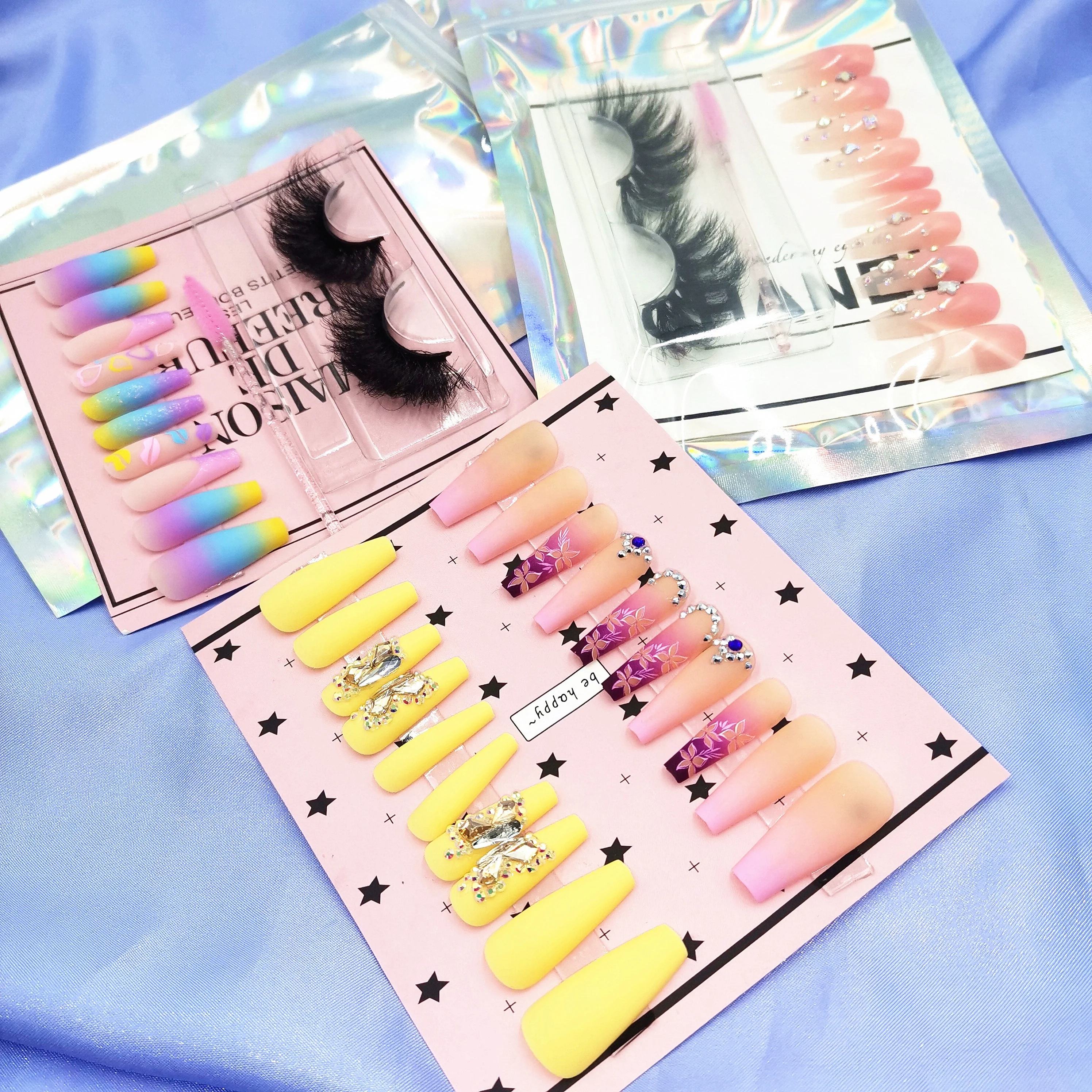 Оптовая продажа, высокое качество, накладные ногти, полное покрытие, искусственные ногти, розовый блеск для губ и ресницы с голографическим мешком, частная этикетка