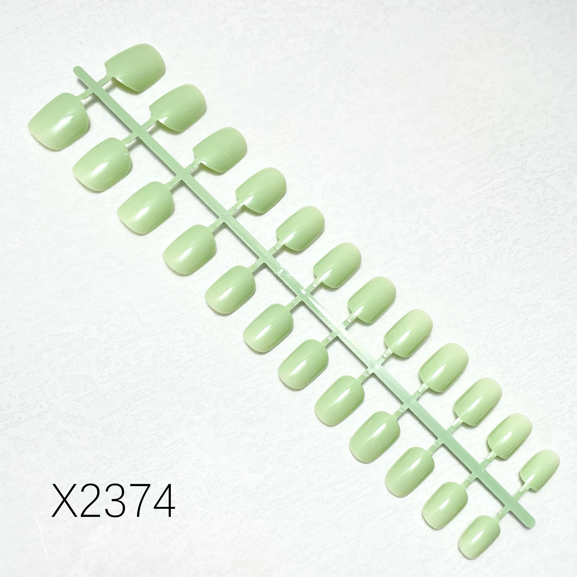 Green Summer Core Color Nail Tip ABS Material Press-On Design for Fingers Wholesale Artificial Nails with Packaging