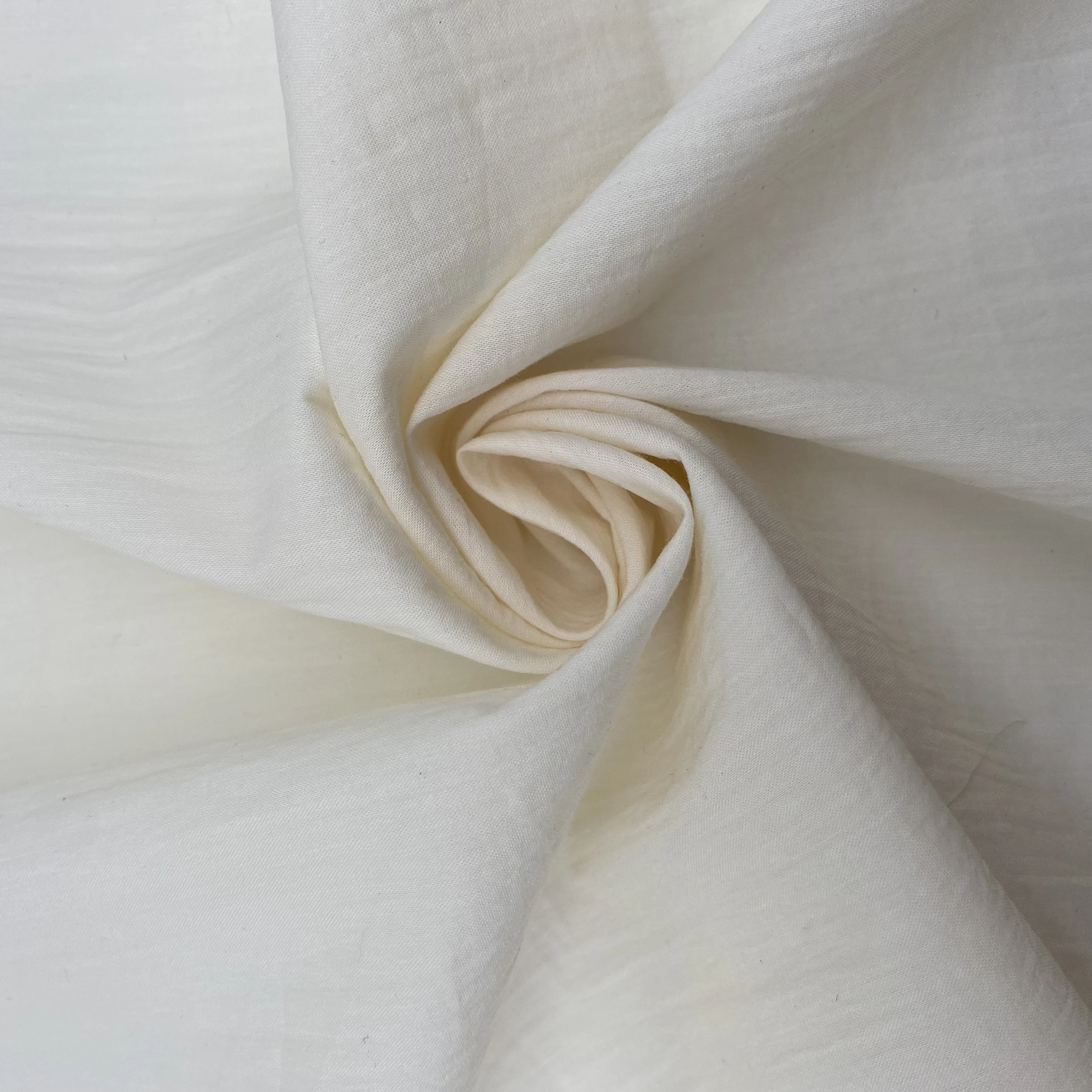 Wholesale cotton/nylon summer fabric High Quality 65% Cotton 35% nylon cotton meshed fabric for clothing